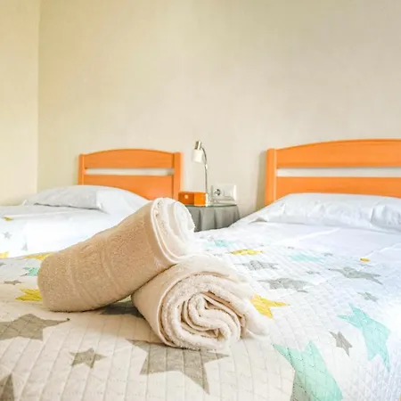 Janot Casa Con Jardin Cerca Del Holiday home Banyoles