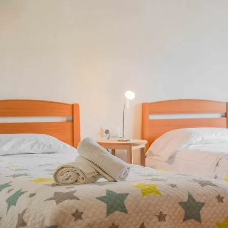 Janot - Casa Con Jardin Cerca Del Feriehus Banyoles