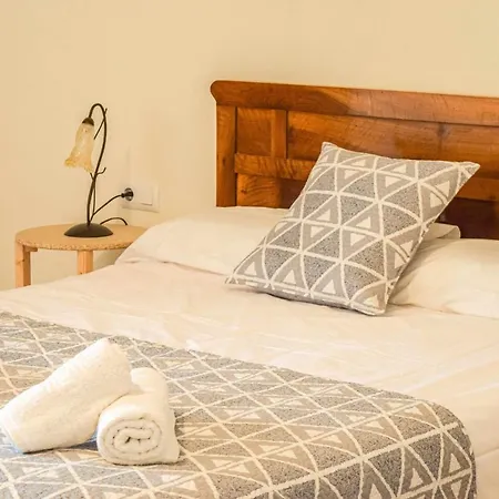 Janot Casa Con Jardín Cerca Del Hasta 10 Personas * Banyoles